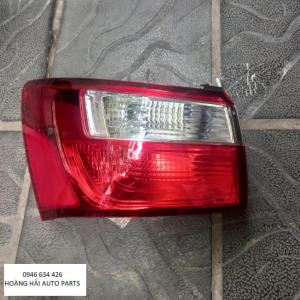 Đèn hậu/phanh Kia Rio 2015 miếng ngoài loại không led (bóng halogen) hàng liên doanh đẹp