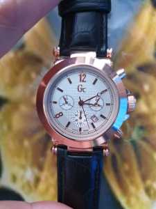 Jam Tangan Wanita GC Tali Kulit Tanggal Aktif dengan Warna Emas dan Tali Warna Sesuai Pilihan