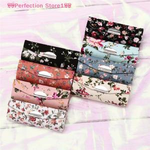 【Special price】🎀Perfection Store1🎀 กรณีลิปสติก Retro ปักผู้ถือดอกไม้ออกแบบด้วยกล่องบรรจุภัณฑ์กระจก