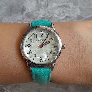 Đồng hồ nữ LUCERO mặt khảm trai sang trọng second hand si nhật- đã qua sử dụng