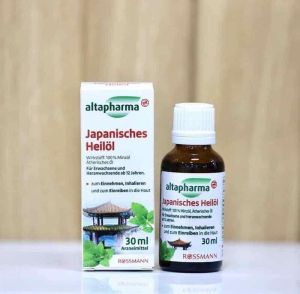Dầu thảo dược Japanisches Heilol của hãng Altapharma