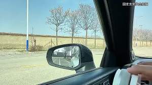 New Vacuum Adsorption Phone Car Mount Zinc Alloy Magnetic Foldable Desktop Glass Adsorption Stand