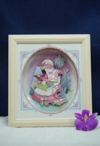 [ Woosilver ] Decor Tranh 3D Nổi Cô Gái May Vá Vintage – Secondhand SI - BB334