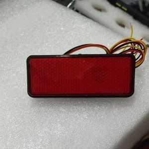 Lampu Stop Nmax - Lampu Stop Mata Kucing Kotak - Lampu Stoplamp Kotak