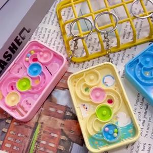 Pinball Maze Game Keychain Rolling Ball Challenge Backpack Pendant Stress Relief Focus Training Educational Kids Toy