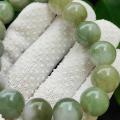 Natural Type A Jadeite Bead Bracelet – 16-Piece 13.88mm Beads, QIC Certified, Timeless Luxury (bracelet42). 