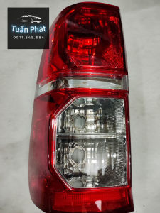 Đèn Hậu Hilux 2011-2015