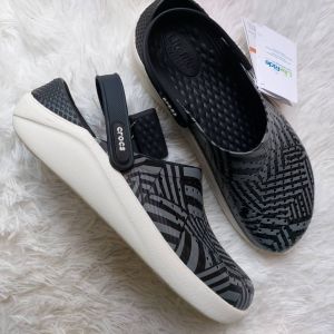 Crocs Bangkok ส่งเร็วภายใน พร้อมส่ง รองเท้าแตะ Crocs  SizeM4  M11 รองเท้าแตะ รองเท้าชายหาด ถูกกว่าร้านทั่วไป คุณภาพดีใส่ได้นานกันน้ำ