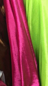 ผ้ากำมะหยี่ เนื้อนุ่ม มันวาวเงาราคาเมตรละ100บาท หน้ากว้าง150cm เนื้อนุ่ม มันวาว