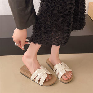 Free Shipping Thick-Soled Slippers For Women Versatile For Summer Wear 2026 New Summer Style Beach Fashion High-End Height-Increasing Slippers