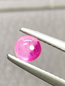 R146 ทับทิมพม่าเผาเก่า บ่อม๊กก๊ก น้ําหนัก 0.48 กะรัต ขนาดกลม 4 มิลลิเมตร