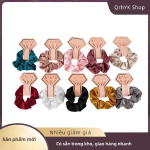 Hàng có sẵn✨ 1 món quà phù dâu tóc scrunchies đội cô dâu được haircircle cô dâu đám cưới lưu niệm bachelorette Đảng cô dâu tắm Quà tặng đám cưới lưu niệm cho khách