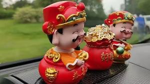 【Ready Stock】新款 Q版财神爷 財神爺 擺件 feng shui 风水招财 新年裝飾2024 存钱罐 招财 神台 Wealth Home Car Decoration Home Decor 流水 擺件