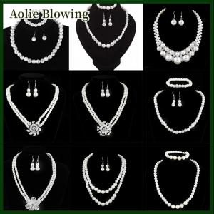 Aolie Fashion Vintage Womens Bride Wedding Jewelry Set Rhinestone Faux Necklace Bracelet Earring Wedding Party Jewelry Gift