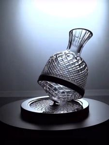 360 degree rotating decanter thickened crystal glass golden base quick wine decanter 1500ML