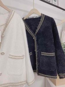 Áo Khoác Dạ Tweed Lông Thỏ Ép Siêu Xịn Mịn Cúc Ngọc Sang Chảnh