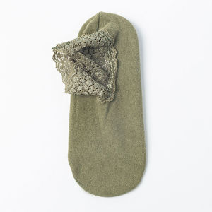 ถุงเท้าลูกไม้หลอดต่ำสำหรับผู้หญิงรองเท้ากำมะหยี่ระบายอากาศได้ดีแนววินเทจให้ความอบอุ่นถุงเท้าใส่อยู่บ้านกันลื่นรองเท้าแตะสตรีแบบบางถุงเท้าเรือลูกไม้