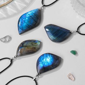 BELLEMODE งานหัตถกรรมหิน ลาบราดอไรต์ธรรมชาติ ประณีตประณีตประณีต ขัดหินดิบ คริสตัลลาบราดอไรต์จี้ ทันสมัยและทันสมัย รูปทรงเรขาคณิต หินฝึกธรรมชาติ ของตกแต่งบ้าน