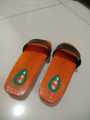 Sandal bakiak / sandal kayu / Sandal jaman dulu. 