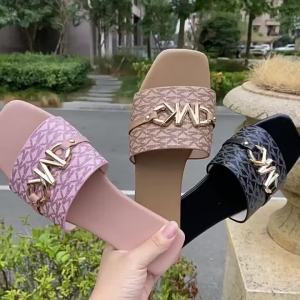 [Free Shipping] Korean-Style Elegant WomenS Summer Outdoor Slippers 2025 New Model Flat-Soled Fashionable Versatile Casual Sandals For Girls