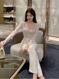 P017-001 PIMNADACLOSET - Long Sleeve Sweetheart Neck Corded Lace Long Pants Jumpsuit