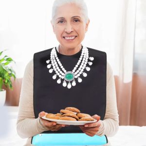 KAWAIIR Oil-Resistant Elderly Bibs Waterproof Foldable Adult Apron Creative Soft Senior Citizens Bibs Elderly Dining