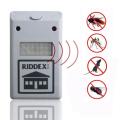 Riddex Plus Alat Pembasmi Pengusir Tikus Nyamuk Kecoa Serangga Hama Pengganggu Ultrasonic Quad Pest Repelling Aid - Merah. 