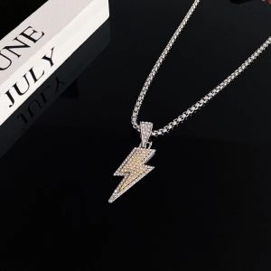 SEA JJT Trendy Lightning Pendant Necklace with Diamond-Encrusted Design for Men and Women Streetwear Hip Hop Style