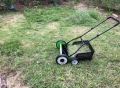 Reel Mower รถตัดหญ้าไม่ใช้พลังงาน เครื่องตัดหญ้าไม่ใช้พลังงาน ปรับระดับสูง-ต่ำได้9ระดับ เหมาะกับหญ้าสูงประมาณ5-8ซม. รอบการตัด2-3ครั้ง/เดือน. 