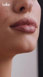 HOURGLASS - Son thỏi Unlocked Soft Matte Lipstick 1.3g