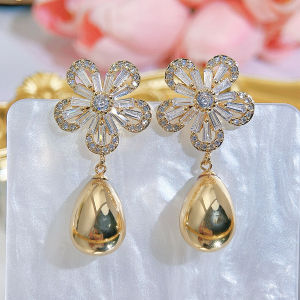 SEQUITO Elegant Brides Clothing Jewelry Yellow Gold Color Snowflake Shape Long Pearl Dangle Earrings Shinning 5a Cubic Zirconia Wedding Gift SE951