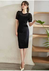 Đầm ren ôm body hai lớp cổ tròn tay ngắn