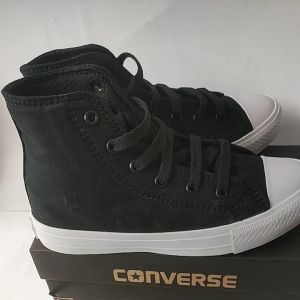 sepatu sekolah pria dan wanita/sepatu impor/sepatu sekolah hitam putih/sepatu sneaker boots/sepatu anak perempuan dan laki-laki/sepatu anak bertali/sepatu impor anak/sepatu terbaru dan termurah/sepatu anak umur 9 tahun/size 31-36/sepatu hitam polos/sepatu