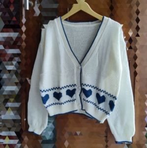 Outwear Lova Crop Outer | Rajut Cardigan Wanita Trendy Murah
