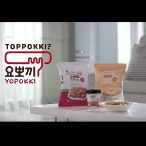 ยองพุง โยโปกิ สวีท แอนด์ สไปซี่ ต๊อกโบ๊กกิ คัพ 140 ก. อาหารเกาหลี / Yopokki Sweet & Spicy Topokki Cup 140 g