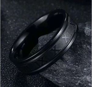 Ready Cincin Titanium Gold Motif Tulisan Romawi Anti Karat Anti Luntur