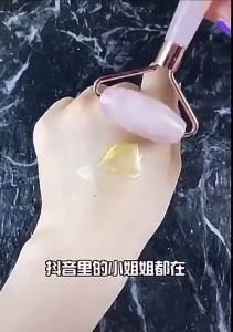 Cây Lăn Bằng Đá Thạch Anh Massage Nâng Cơ Mặt Giúp Trẻ Hóa Da. Cây Lăn Đá Thạch Anh Cao Cấp Massage Mặt Thư Giãn
