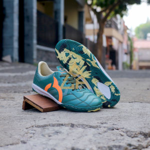 SEPATU FUTSAL ORTUSEIGHT BIMA JOGOSALA RAMPAGE PUTIH ABU HITAM HIJAU  ARMY BIRU MERAH SNEAKERS KEKINIAN SEPATU OLAHRAGA TERBARU TERLARIS