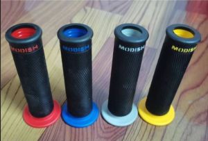 Handgrip grip bulu HG 66 Model RCB Grip Rubber Bulu Universal Semua Motor Harga 1 Pasang