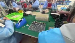 2025 Huaqiangbei In-Ear Noise Cancelling Y3a Bluetooth Headset Digital Display Ultra-Long Battery Life Wireless Headset Bluetooth Factory