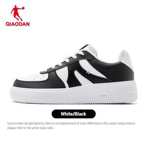 Qiaodan Women Skate Shoes New Versatile White Low-Top Casual Sports Shoes Wear Resistant XM4690502Y