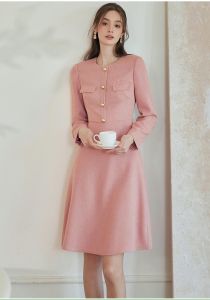 Đầm thiêt kế cổ tròn tay dài dáng xoè nhẹ