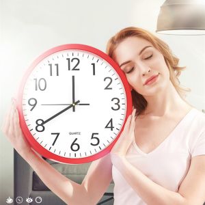 KANGBAN นาฬิกาแขวนผนัง -นาฬิกาแขวน วเลขนูน ขนาด 10 นิ้ว นาฬิกาแขวนผนัง นาฬิกทรงกลม นาฬิกาลายต้นไม้ นาฬิกาแขวนผนังสีดำ นาฬิกา Wall Clock