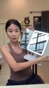Gương Để Bàn Trang Điểm Đèn LED 3 Màu Làm Đẹp Cửa Gập Mở 2 CánhVới 3 Chế Độ Sáng Xoay 270°
