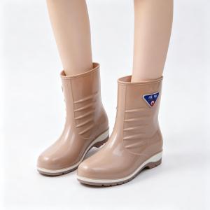 New Womens Korean Style Fashionable Mid-Calf Rain Boots Non-Slip Waterproof Rubber Slip-On Comfortable Solid Color Rain Boots for Outdoor Wear