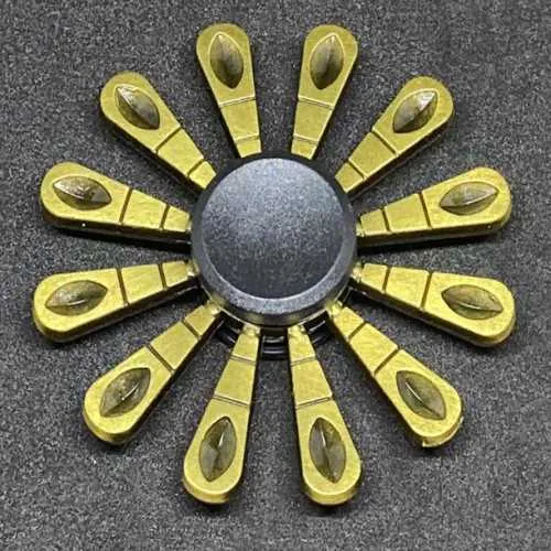 Peacock%20Fidget%20Hand%20Spinner%20Toys%20-%20Image%203