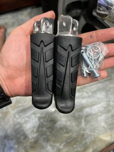 Cặp gác chân trước xe Winner X Ver2 và Ver3 full phụ kiện