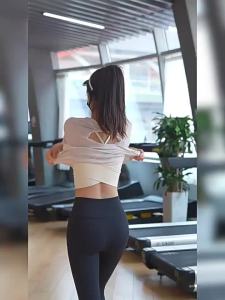 2026 Hot Sale [ Shipped from China ] Stunning womens summer yoga wear 2026 New running sports suit Pilates training outfit backless cover-up B3