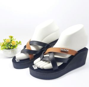 Sandal Wedges Spon Wanita / Sandal Spon Wedges