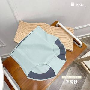【READY STOCK】JUST CC KAKA New Seamless Mid Waist Shaper Panties 卡卡正品中腰蜜桃臀收腹提臀裤 女士收腹内裤 石墨烯透气安全裤 Postpartum Slimming Pants